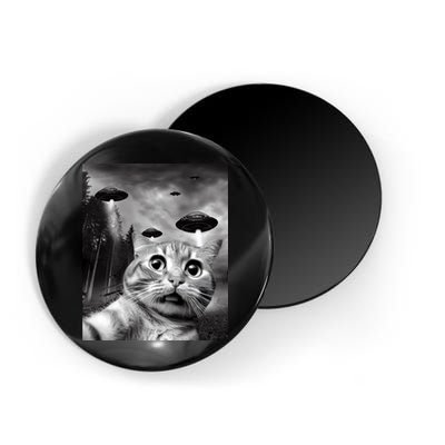 Alien UFO Funny Cat Selfie Magnet