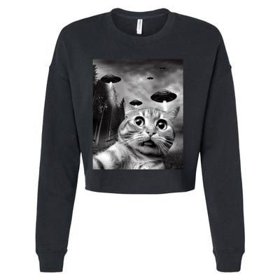 Alien UFO Funny Cat Selfie Cropped Pullover Crew