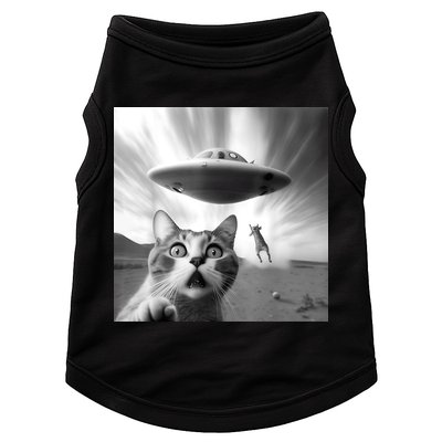 Alien UFO Funny Cat Selfie Doggie Tank