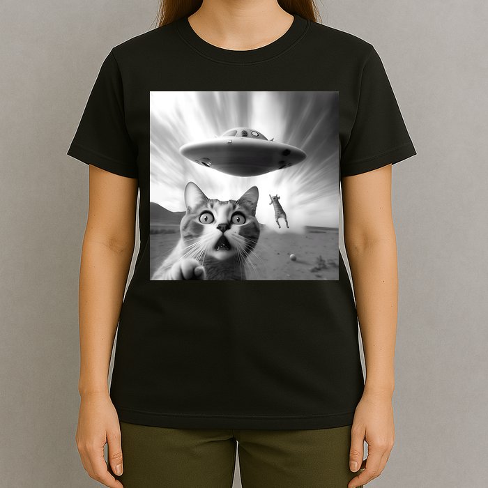 Alien UFO Funny Cat Selfie T-Shirt