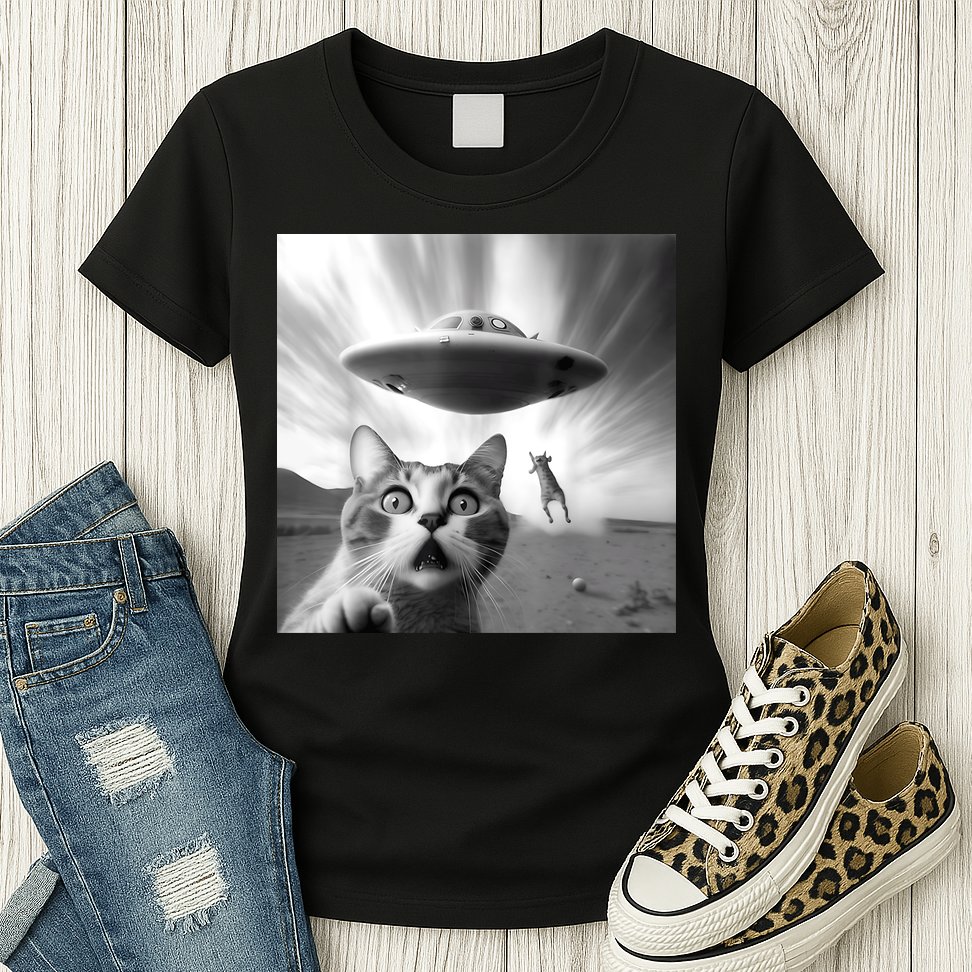 Alien UFO Funny Cat Selfie Womens T-Shirt