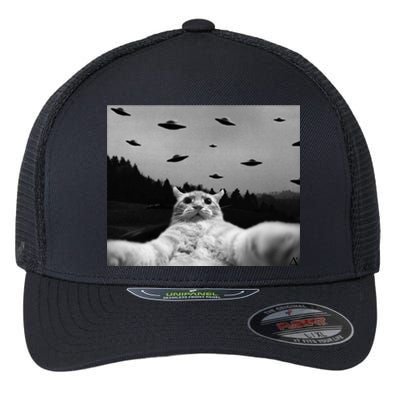 Alien UFO Funny Cat Flexfit Unipanel Trucker Cap