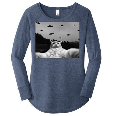 Alien UFO Funny Cat Women's Perfect Tri Tunic Long Sleeve Shirt