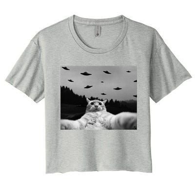 Alien UFO Funny Cat Women's Crop Top Tee