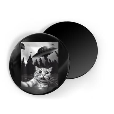 Alien UFO Funny Cat Selfie Magnet
