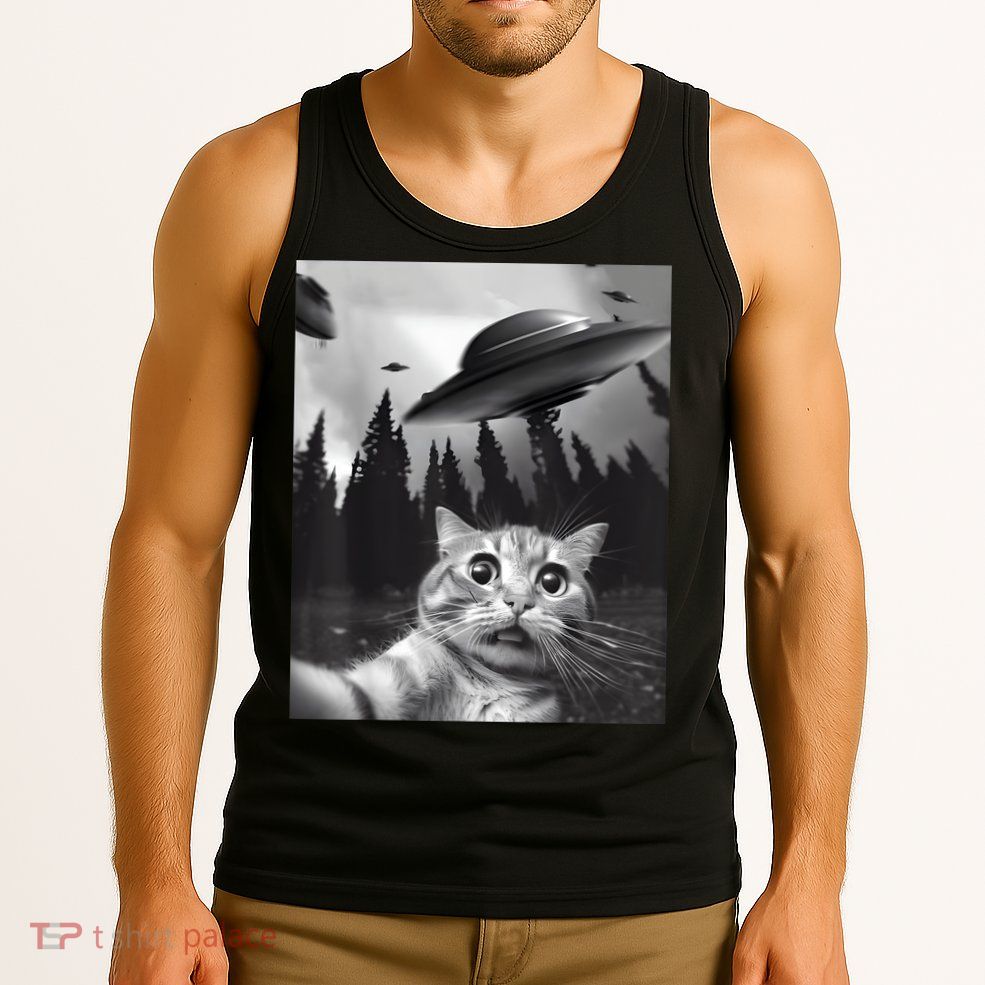 Alien UFO Funny Cat Selfie Tank Top