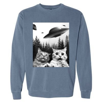 Alien UFO Funny Cat Selfie Garment-Dyed Sweatshirt