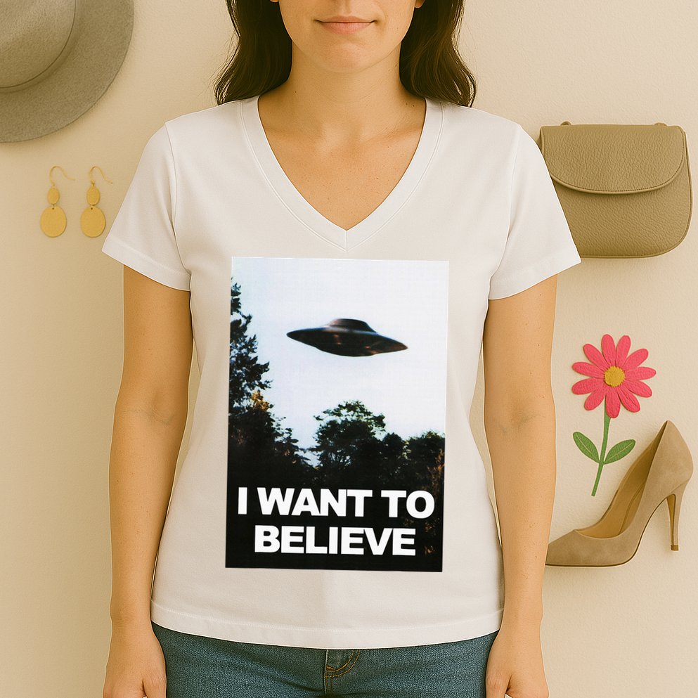 Alien Ufo Hunter I Want To Believe Women's V-Neck T-Shirt