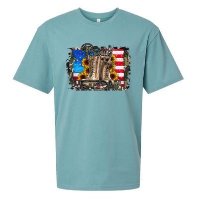 Army Veteran Boots Proud Veteran Army Dad Proud Veteran Gift Sueded Cloud Jersey T-Shirt