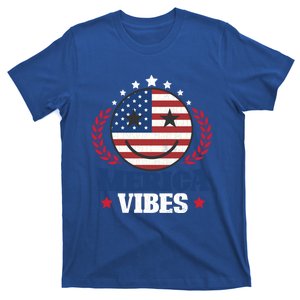 America Vibes Funny Usa Independence 4th Of July Graphic Gift T-Shirt