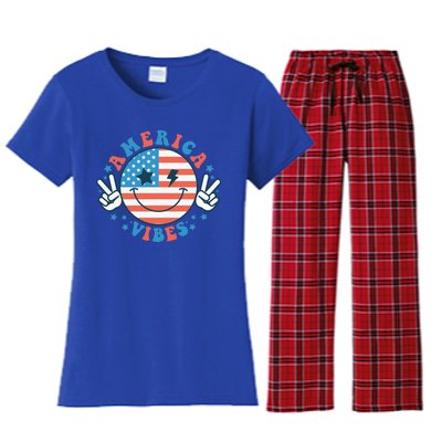 America Vibes Happy Face Smile American Flag 4th Of July Great Gift Women's Flannel Pajama Set