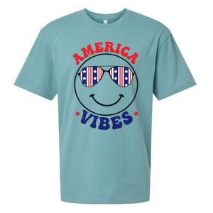 America Vibes July 4th America Flag Patriot Usa Gift Sueded Cloud Jersey T-Shirt