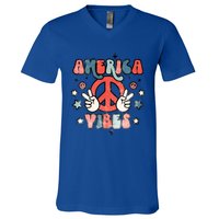 America Vibes Retro Distressed 4th Of July Vintage Graphic Gift V-Neck T-Shirt