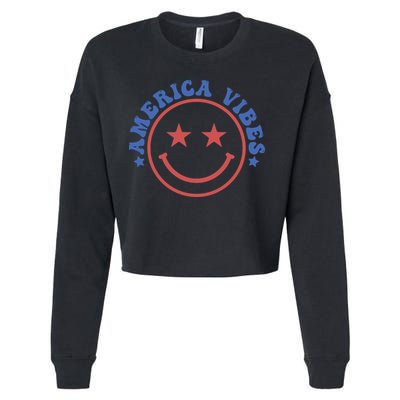 America Vibes Smiley 4th Of July Cropped Pullover Crew