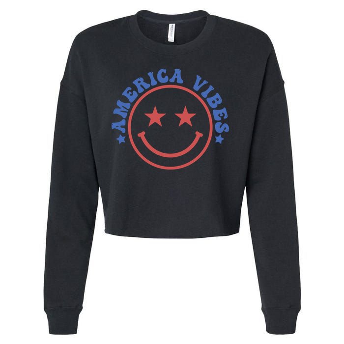 America Vibes Smiley 4th Of July Cropped Pullover Crew