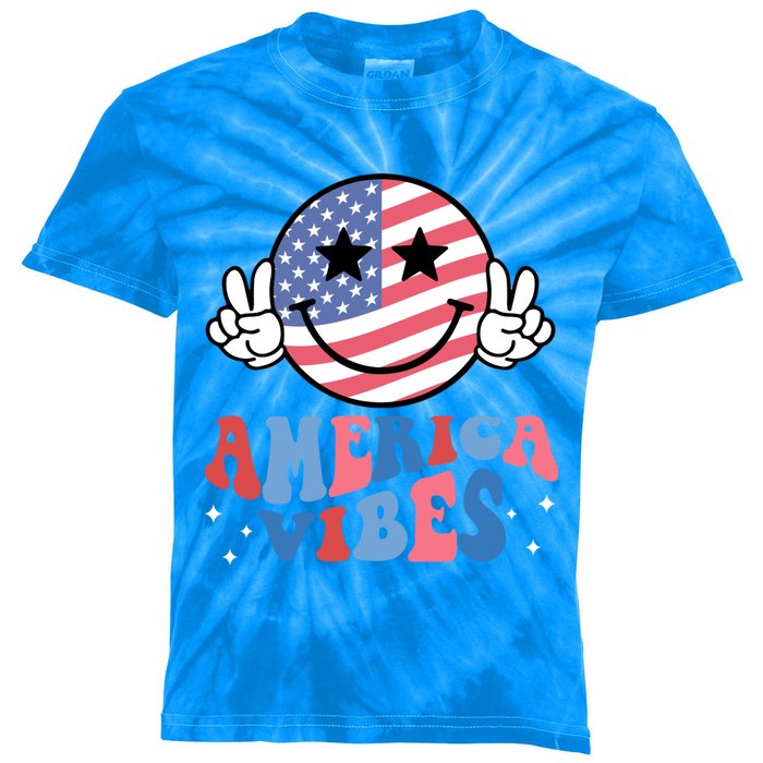 America Vibes Smile Face Usa Flag Retro Groovy 4th Of July Gift Kids Tie-Dye T-Shirt