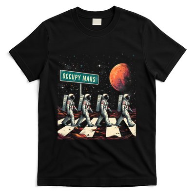 Astronauts Walking In Space Occupy Mars T-Shirt