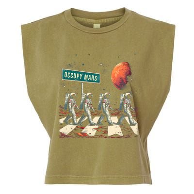 Astronauts Walking In Space Occupy Mars Garment-Dyed Women's Muscle Tee