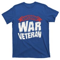 Awesome War Veteran Gift Retro America Flag Gift Veteran's Day Gift T-Shirt