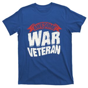 Awesome War Veteran Cute Gift Retro America Flag Cute Gift Veteran's Day Cool Gi T-Shirt