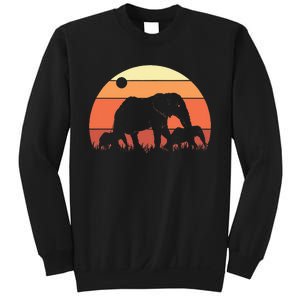 Africa Zoo Keeper Animal Family Retro Elephant Sweatshirt