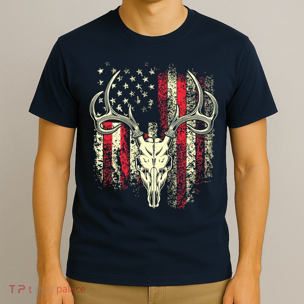 Bucks Antlers And Skull On An American Flag Deer Hunters T-Shirt