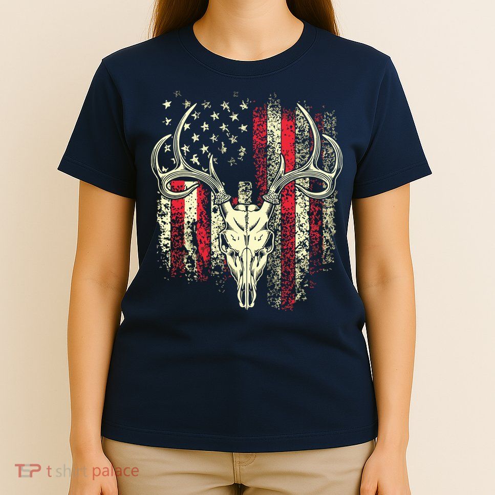 Bucks Antlers And Skull On An American Flag Deer Hunters T-Shirt