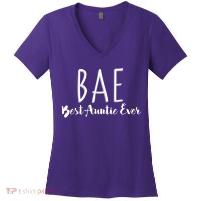 BAE Best Auntie Ever Women's V-Neck T-Shirt