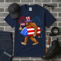 Bigfoot American Flag Funny 4th Of July Sasquatch Believe Tall T-Shirt