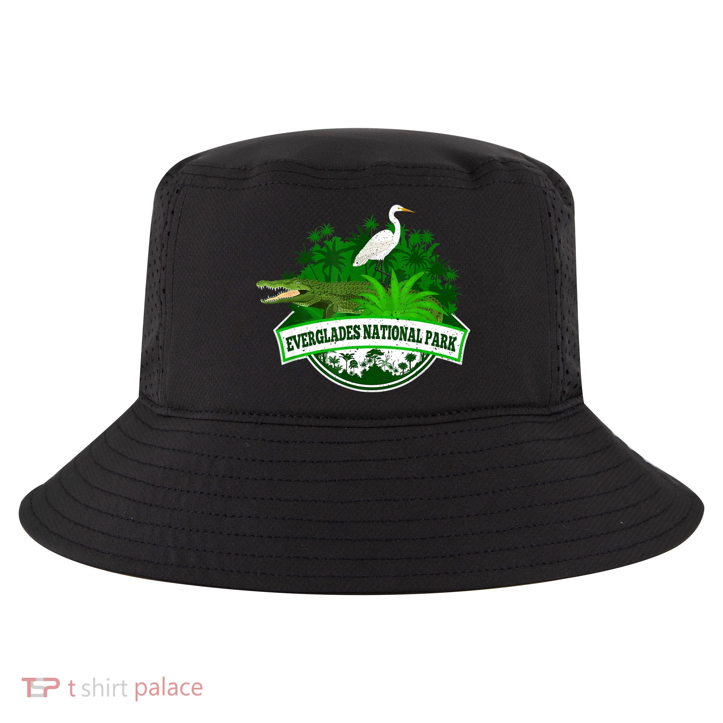 Bird And Florida Alligator Of Everglades National Park Cool Comfort Performance Bucket Hat