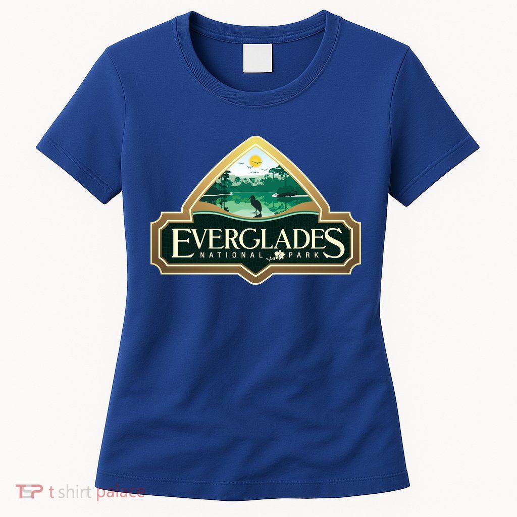 Bird And Florida Alligator Of Everglades National Park Womens T-Shirt