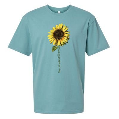 Being A Gigi Makes My Life Complete Gift Sunflower Sueded Cloud Jersey T-Shirt