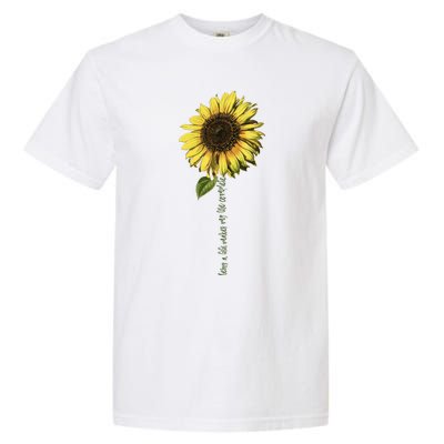 Being A Gigi Makes My Life Complete Gift Sunflower Garment-Dyed Heavyweight T-Shirt