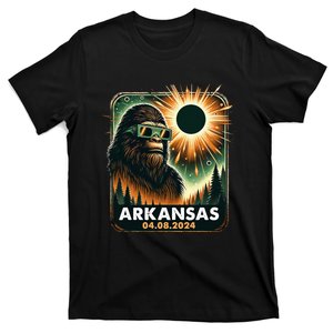 Bigfoot Arkansas Total Solar Eclipse 2024 Wearing Glasses T-Shirt