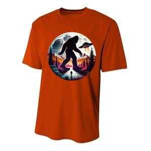 Bigfoot Alien Ufo Encounter Performance Sprint T-Shirt