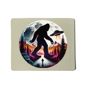 Bigfoot Alien Ufo Encounter Mousepad