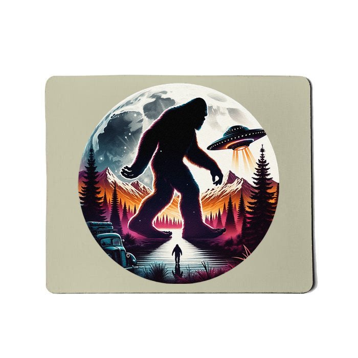 Bigfoot Alien Ufo Encounter Mousepad