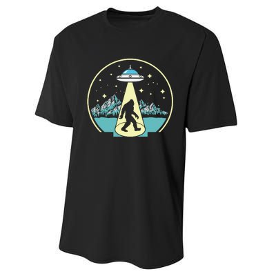 Bigfoot Abduction! Vintage Sasquatch & Ufo Alien Graphic Performance Sprint T-Shirt