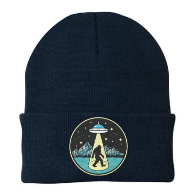 Bigfoot Abduction! Vintage Sasquatch & UFO Alien Graphic Knit Cap Winter Beanie