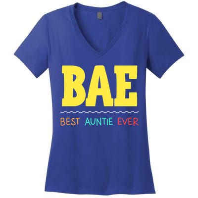 Bae Best Auntie Ever Bae Aunt Best Aunt Funny Auntie Funny Gift Women's V-Neck T-Shirt
