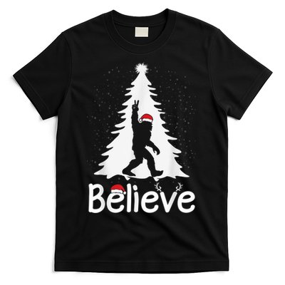 Believe Bigfoot Christmas Yetti Funny Xmas Tree Sasquatch T-Shirt