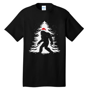 Bigfoot Believe Christmas Tree Sasquatch Santa Funny Bigfoot Tall T-Shirt