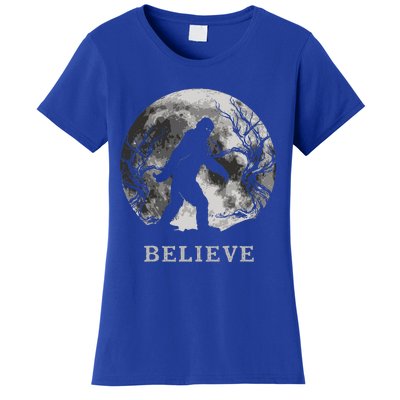 Bigfoot Believe Funny Sasquatch Yeti Full Moon Halloween Women's T-Shirt