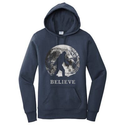 Bigfoot Believe Funny Sasquatch Yeti Full Moon Halloween Women's Pullover Hoodie