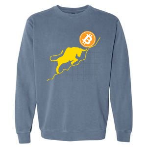 Bitcoin Bull Graph Bullish BTC Crypto Garment-Dyed Sweatshirt