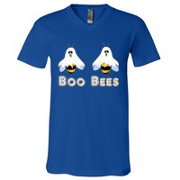 Boo Bees Gift Cute Funny Boobees Halloween Meme Gift V-Neck T-Shirt