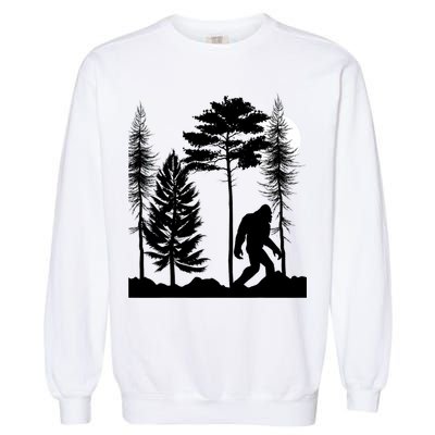 Bigfoot Bigfoot Hiding in Forest At Night Sasquatch  Garment-Dyed Sweatshirt
