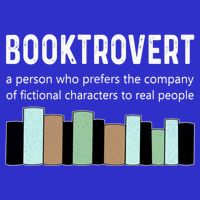 Booktrovert Book Lover Book Worm Reading Nerd Bookshelf Gift T-Shirt