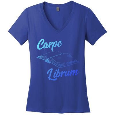 Bibliophile Book Nerd Carpe Librum Gift Women's V-Neck T-Shirt