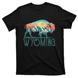 Bison Buffalo Retro Wyoming Wy Mountains T-Shirt